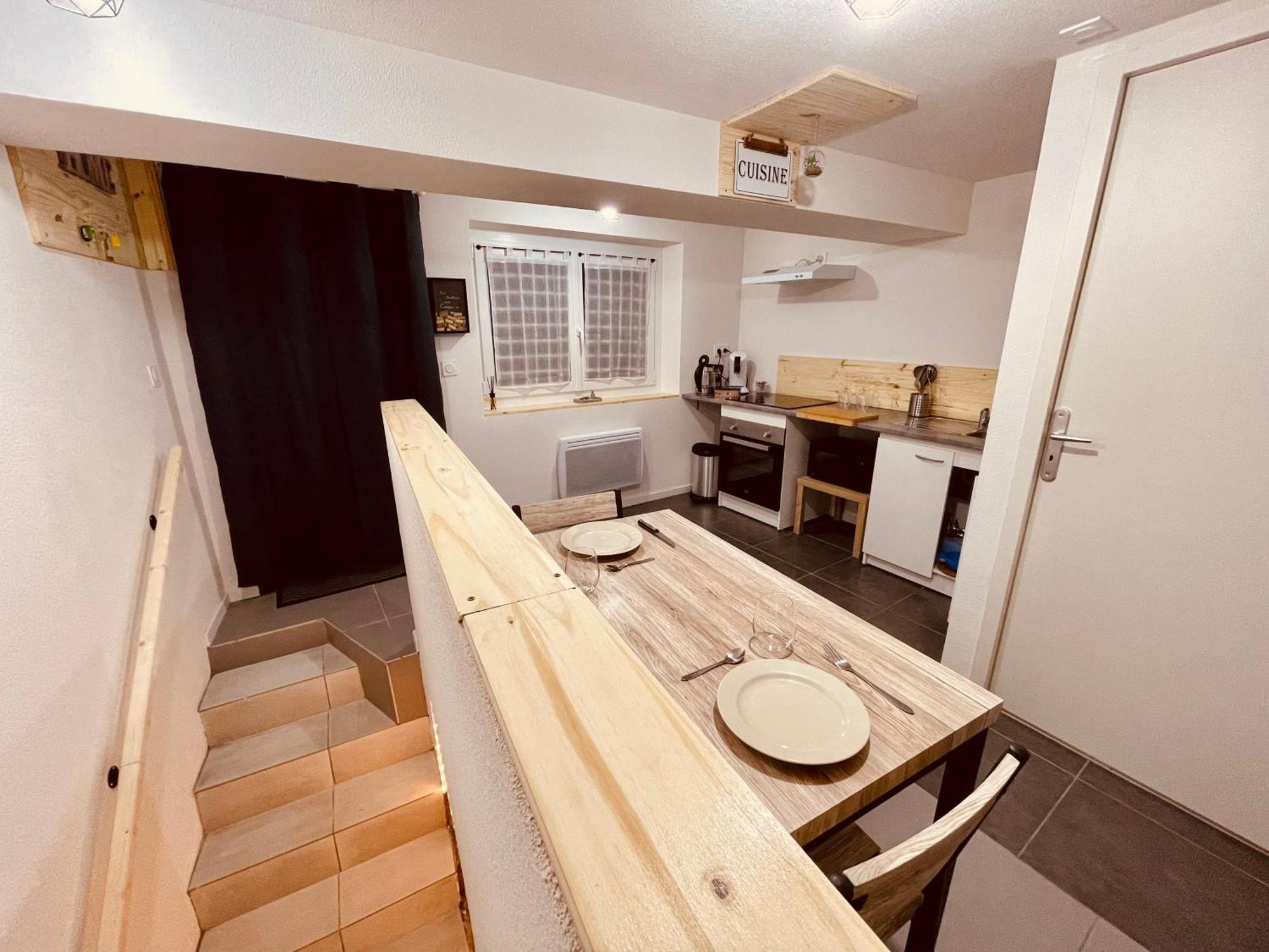 La Cave Aux Lumieres - Proche Centre-Ville - 2 Chambres - Wifi Renaison Dış mekan fotoğraf